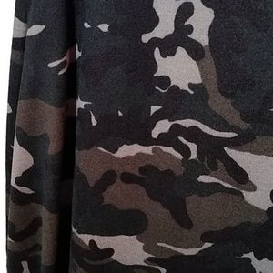 LuLaRoe Sweaters - NWOT 2X LULAROE SARAH CARDIGAN DUSTER SWEATER LuLaRoe Sweaters - NWOT 2X LULAROE SARAH CARDIGAN DUSTER SWEATER